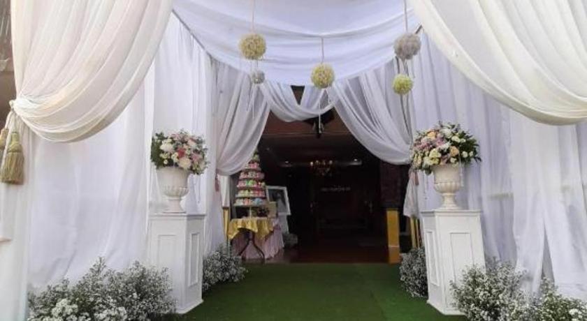 Le Parc Wangnang Hotel Phitsanulok Eksteriør billede