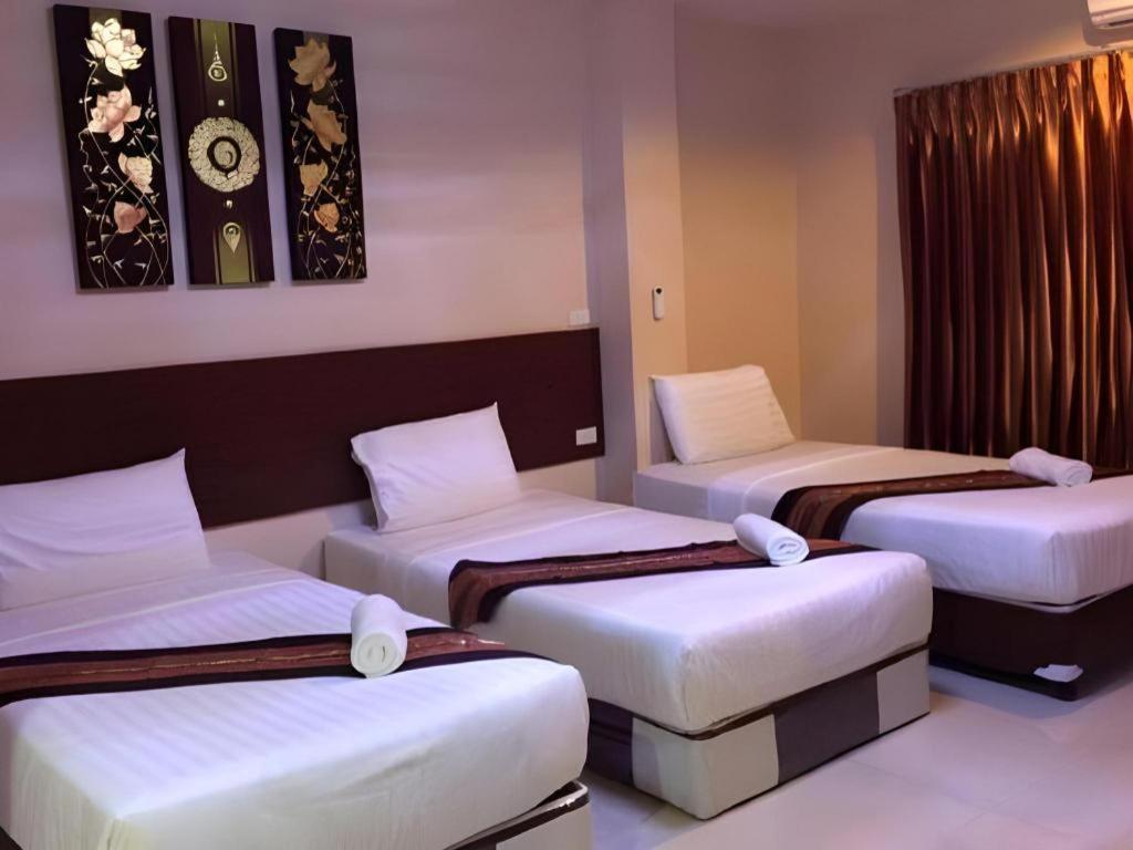 Le Parc Wangnang Hotel Phitsanulok Eksteriør billede