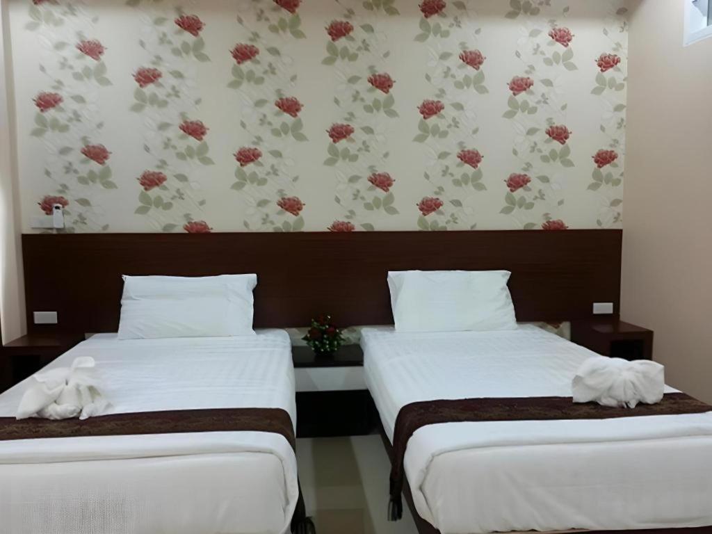 Le Parc Wangnang Hotel Phitsanulok Eksteriør billede